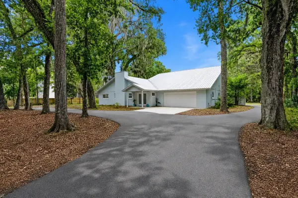555 Wildwood Drive, NEW SMYRNA BEACH, FL 32168