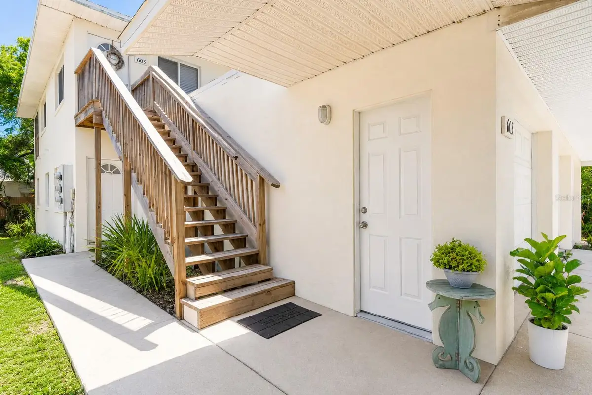601 E 2nd Avenue, New Smyrna Beach, FL 32169 - #1