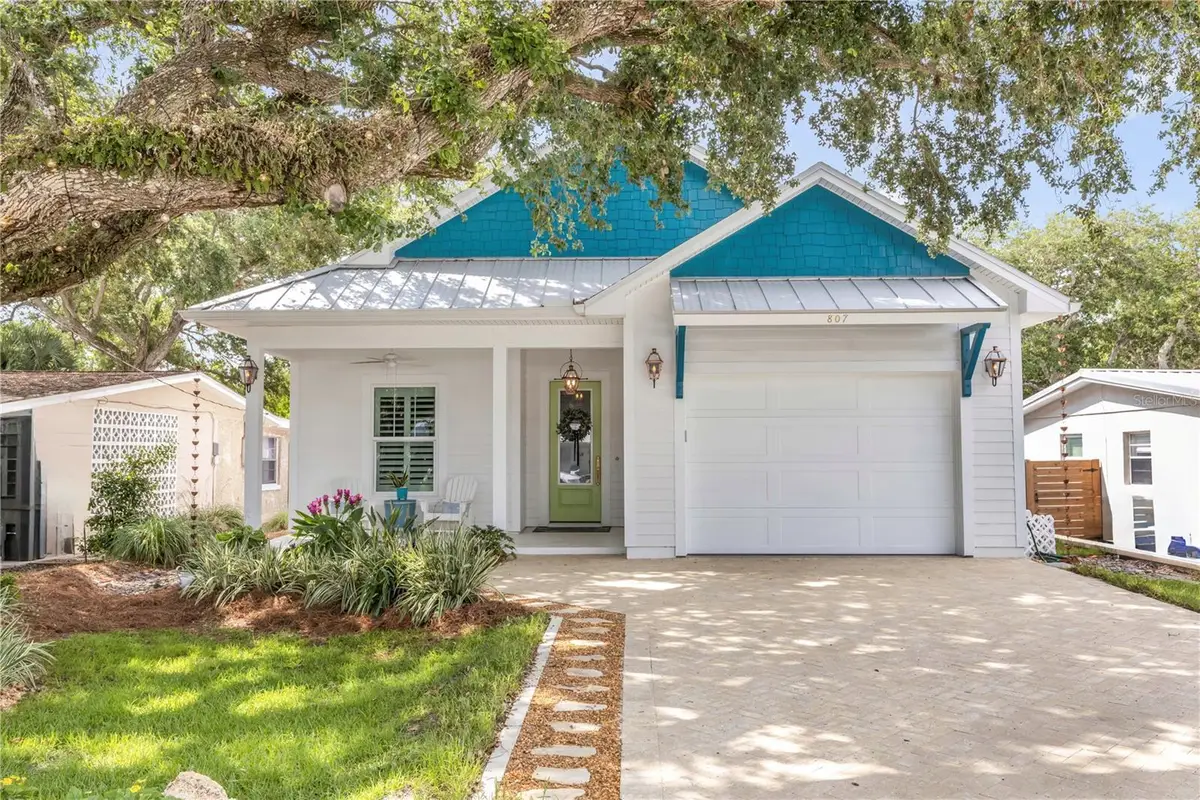 807 E 10th Avenue, New Smyrna Beach, FL 32169 - #1