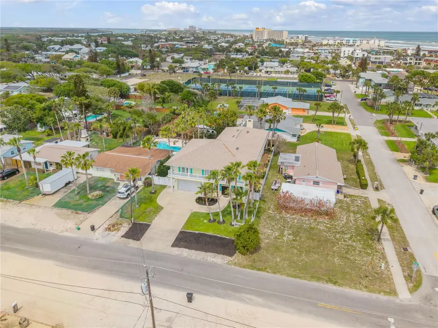 708 Ocean Avenue, New Smyrna Beach, FL 32169 - #2