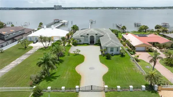 3020 S Peninsula Drive, DAYTONA BEACH SHORES, FL 32118