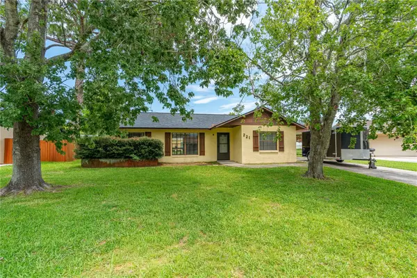 221 Cherrywood Lane, EDGEWATER, FL 32132