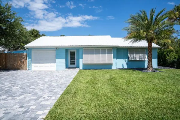 301 N Pine Street, NEW SMYRNA BEACH, FL 32169