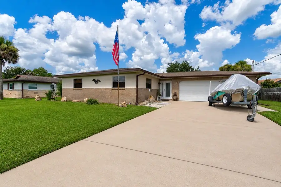 103 Dee Street, New Smyrna Beach, FL 32168 - #3