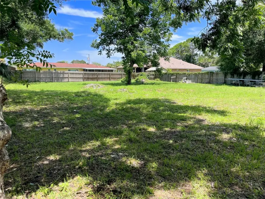 707 Cherry Street, New Smyrna Beach, FL 32168 - #2