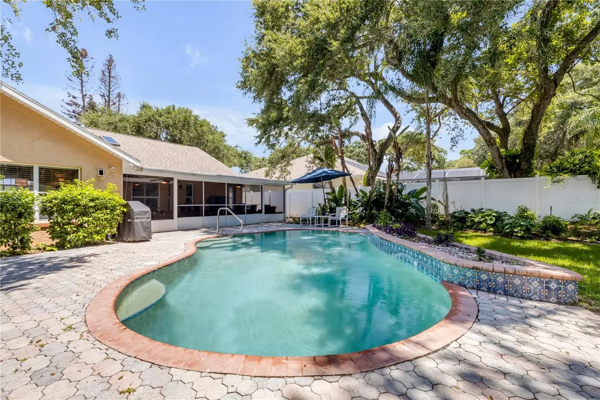 815 E 7th Avenue, New Smyrna Beach, FL 32169 - #1