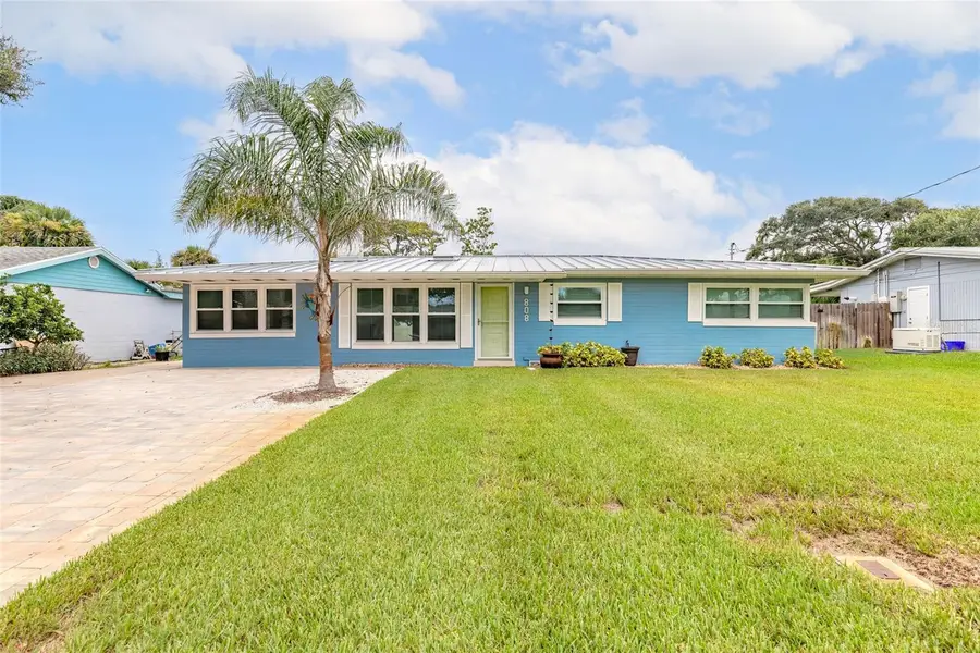 808 E 16th Avenue, New Smyrna Beach, FL 32169 - #2