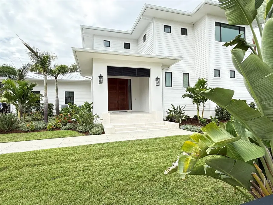 101 Due East Street, New Smyrna Beach, FL 32169 - #2