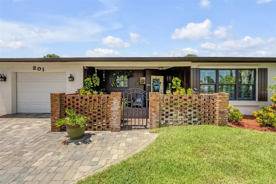 201 S Venetian Way, Port Orange, FL 32127 - #3