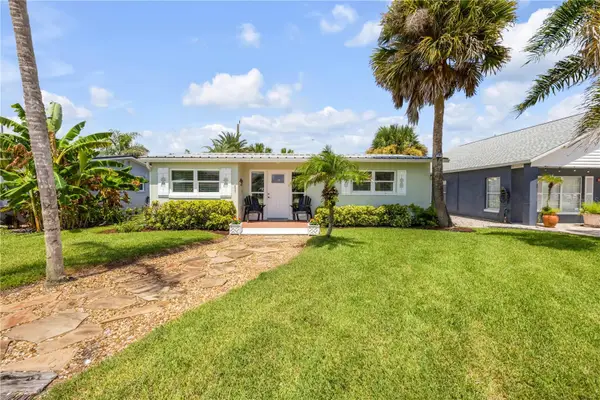 828 E 25th Avenue, NEW SMYRNA BEACH, FL 32169