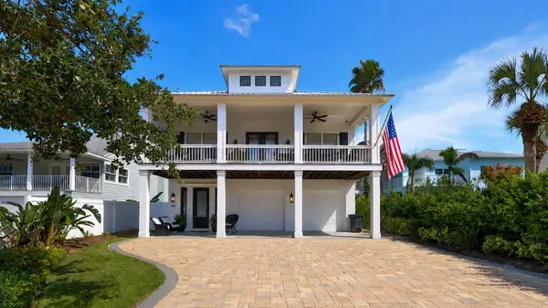 818 Ocean Avenue, NEW SMYRNA BEACH, FL 32169