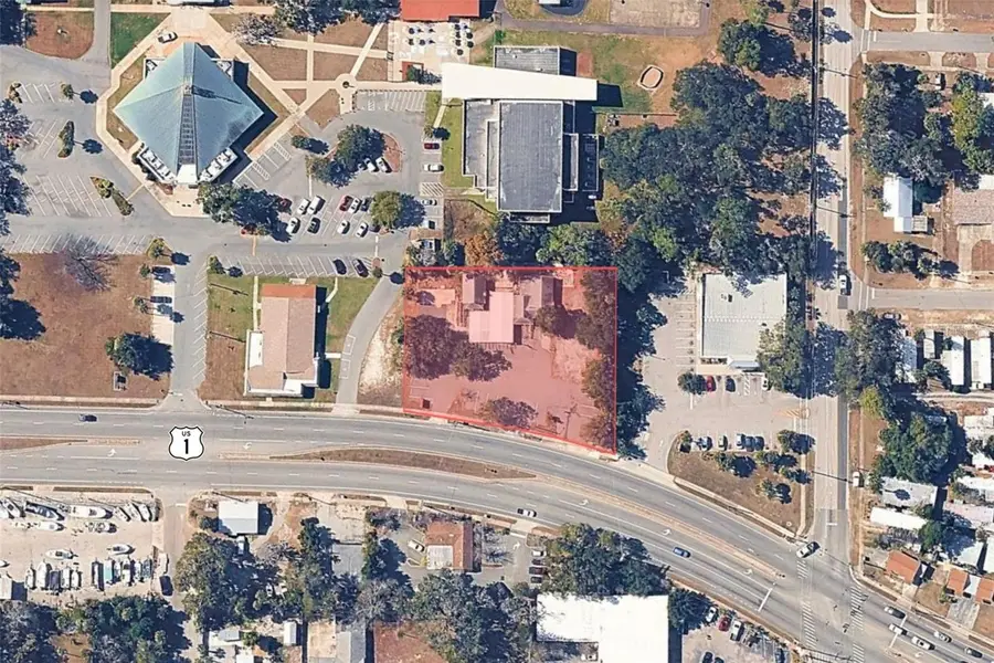1042 N Dixie Freeway, New Smyrna Beach, FL 32168 - #2