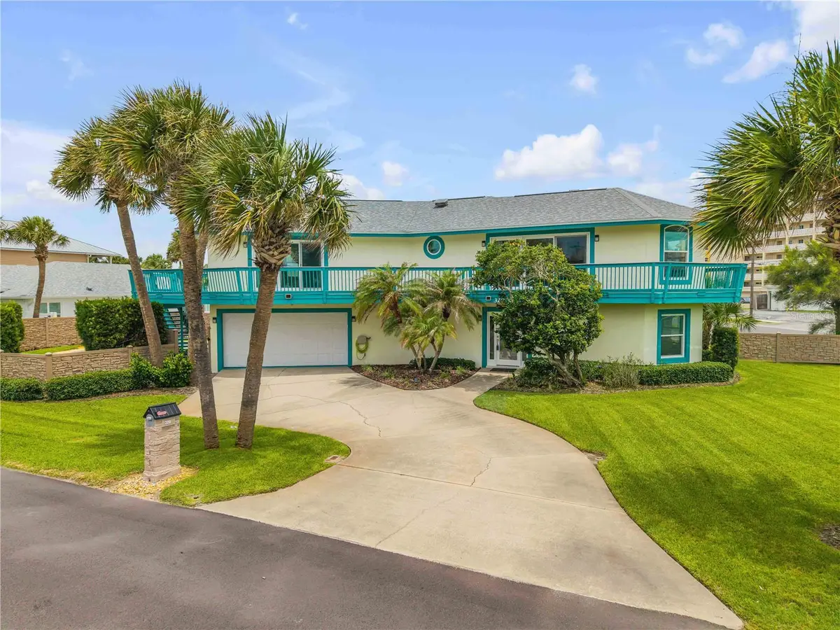 320 Due East Street, New Smyrna Beach, FL 32169 - #1