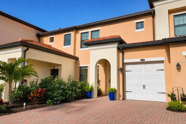 10042 Crooked Creek Drive #102, VENICE, FL 34293