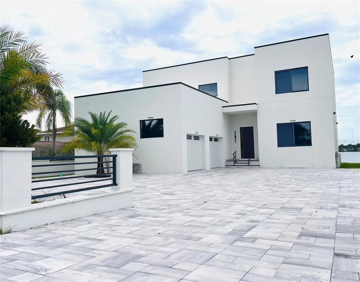 2115 N Halifax Avenue, Daytona Beach, FL 32118 - #1