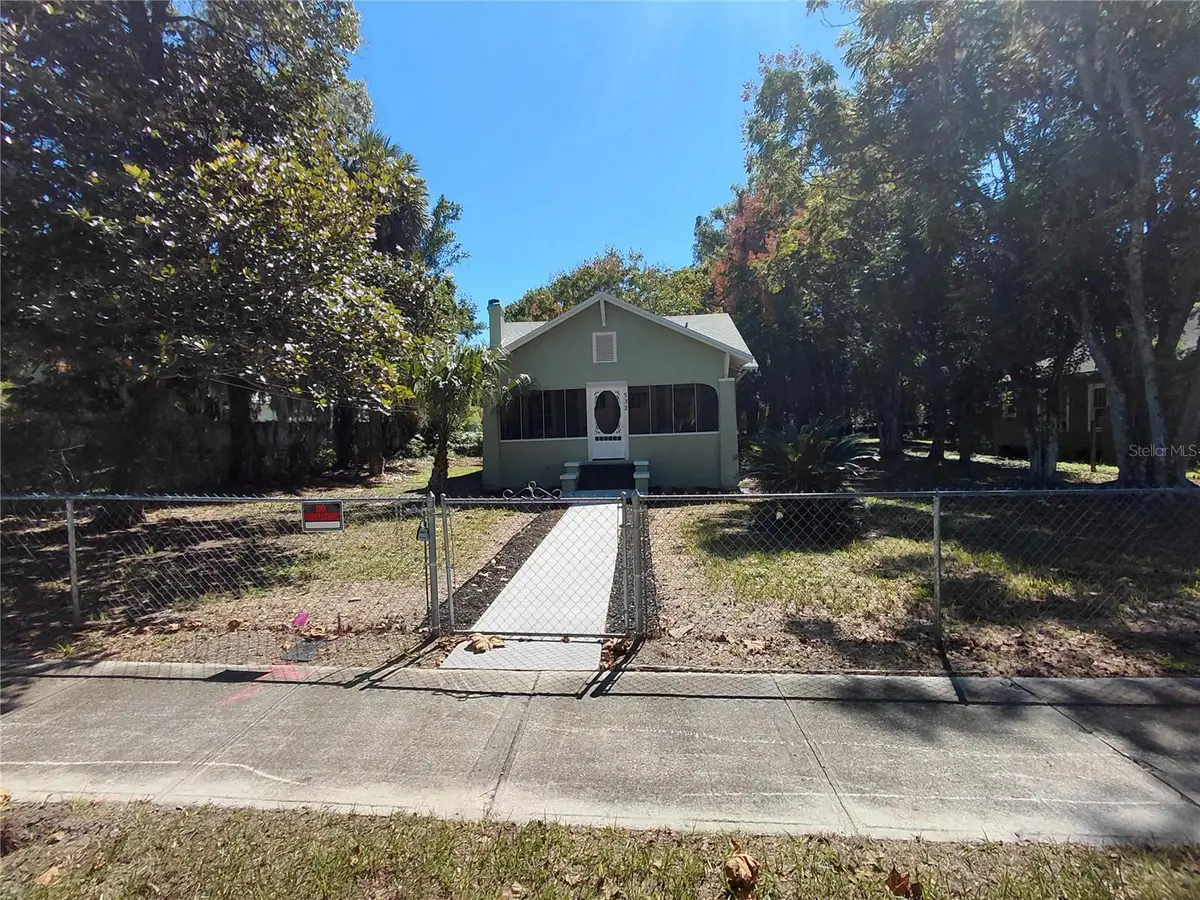 532 E Rich Avenue, Deland, FL 32724 - #1