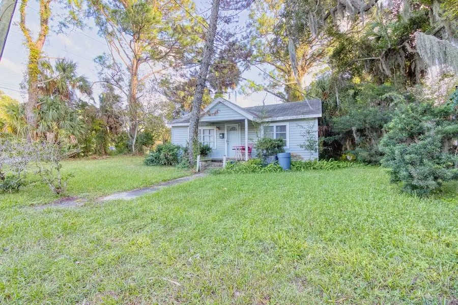 240 Washington Place, Ormond Beach, FL 32174 - #2
