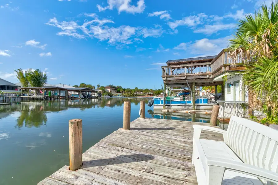 127 E Ariel Road, Oak Hill, FL 32759 - #2
