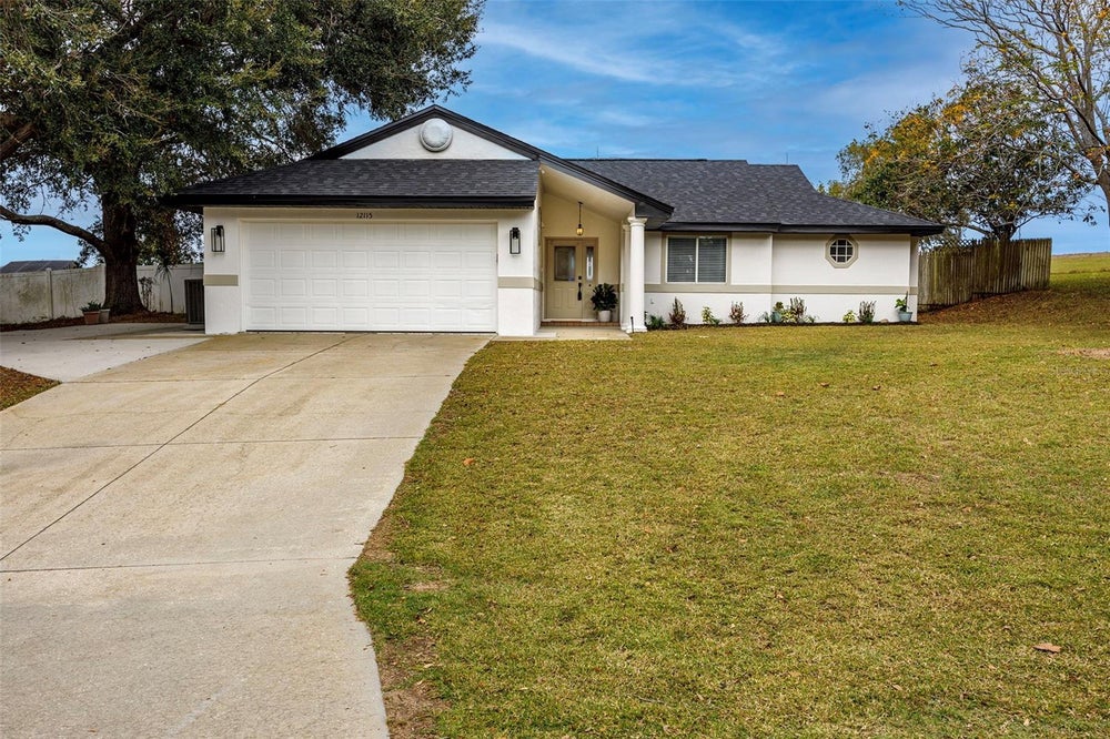 12115 Nest Court, GRAND ISLAND, FL 32735 ERA