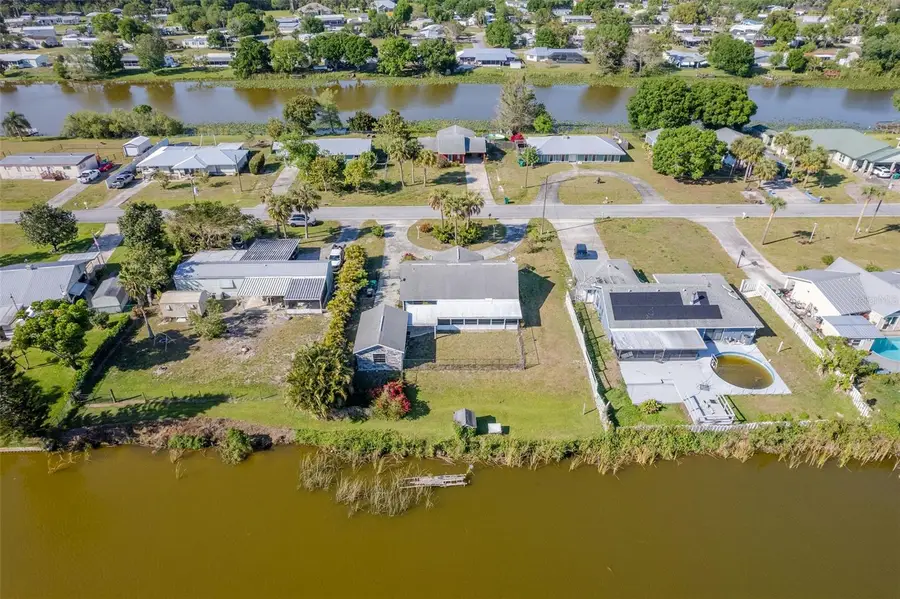 2360 SE 27th Street, Taylor Creek, FL 34974 - Image #3