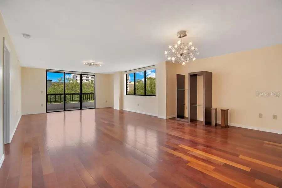 530 E Central Boulevard #406, Orlando, FL 32801 - #2