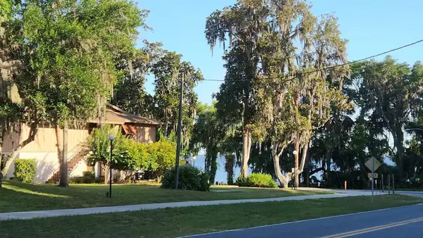 190 Hickory Woods Court #7B, DELTONA, FL 32725