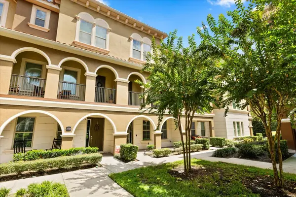 2724 Lobelia Drive, LAKE MARY, FL 32746