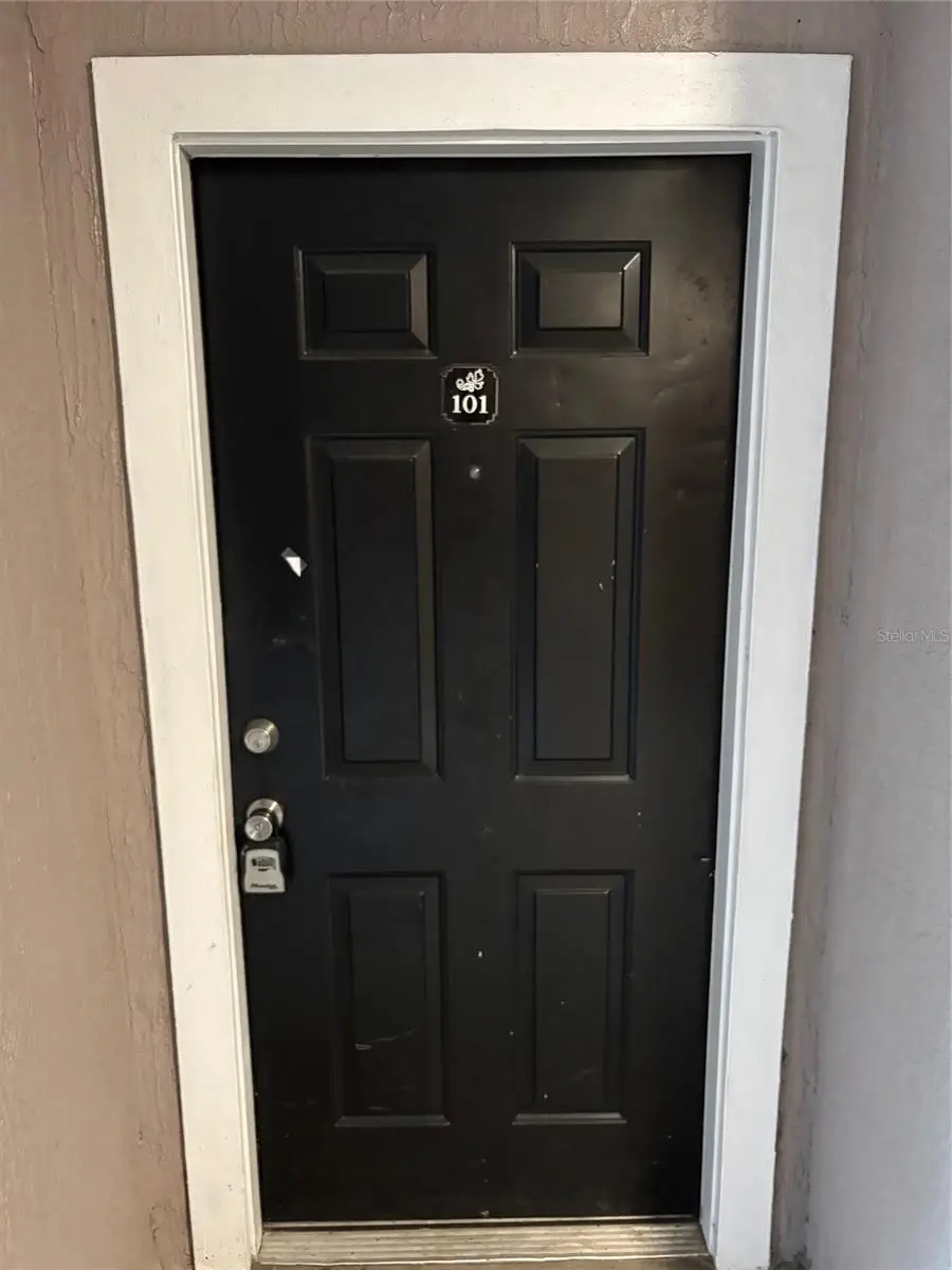 6627 Queens Borough Avenue #101, Orlando, FL 32835 - Image #3