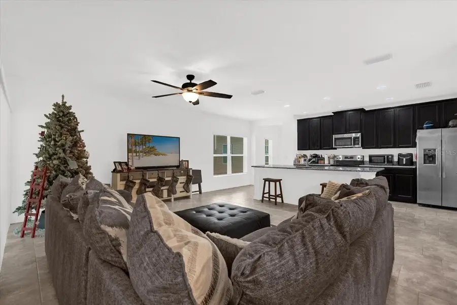 34625 Salerno Circle, Sorrento, FL 32776 - Image #3