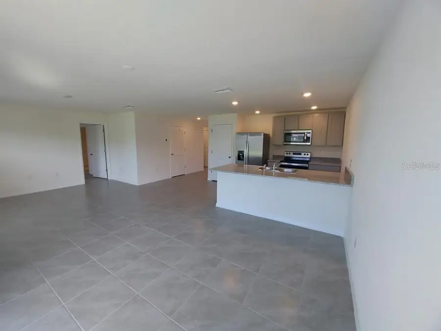 34026 Soaring Bamboo Path, Wesley Chapel, FL 33543 - Image #2