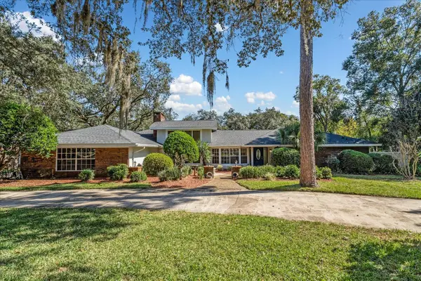 203 S Sweetwater Cove Boulevard, LONGWOOD, FL 32779