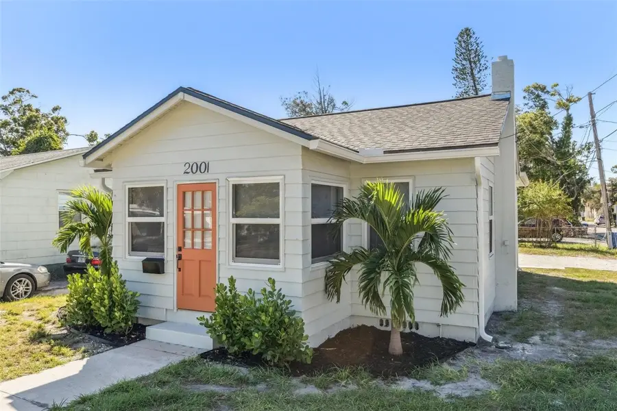 2001 37th Street S, Saint Petersburg, FL 33711 - Image #2