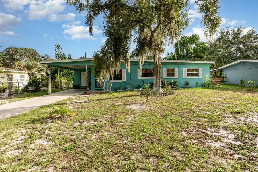 240 W Grossenbacher Drive, Apopka, FL 32712 - Image #2