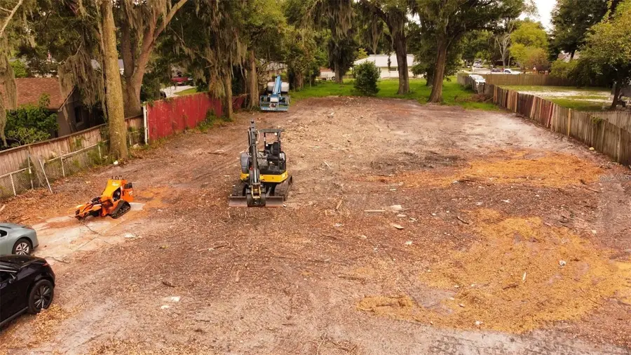 307 E Orlando Avenue, Ocoee, FL 34761 - Image #2