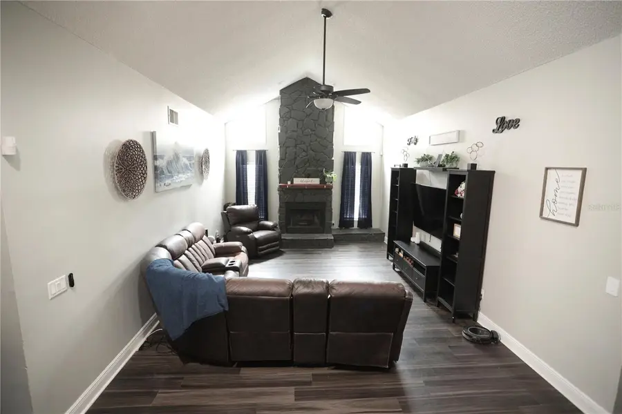 6766 Knightswood Drive, Orlando, FL 32818 - Image #3