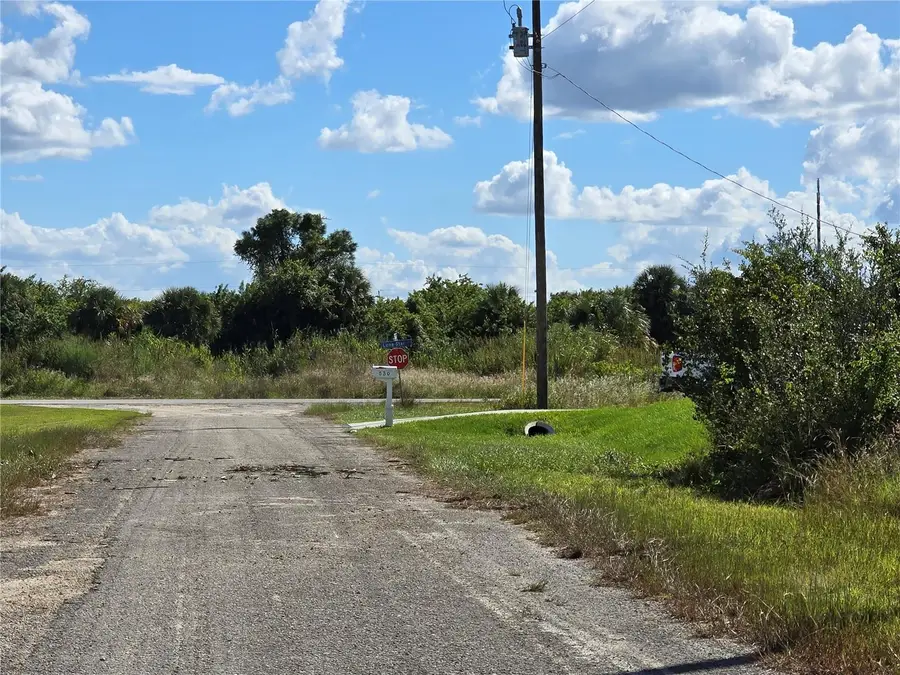 526 Cable Avenue S, Lehigh Acres, FL 33974 - Image #3