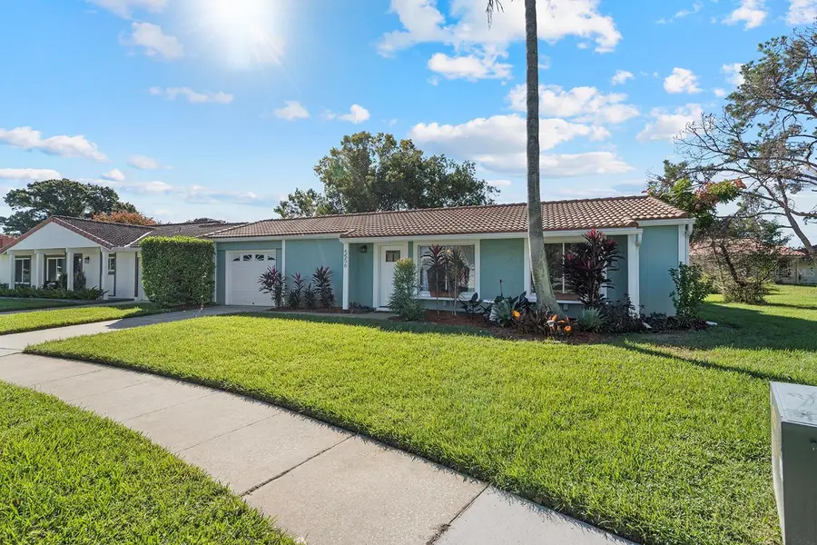 5556 Memorial Drive, Orlando, FL 32821 - Image #2