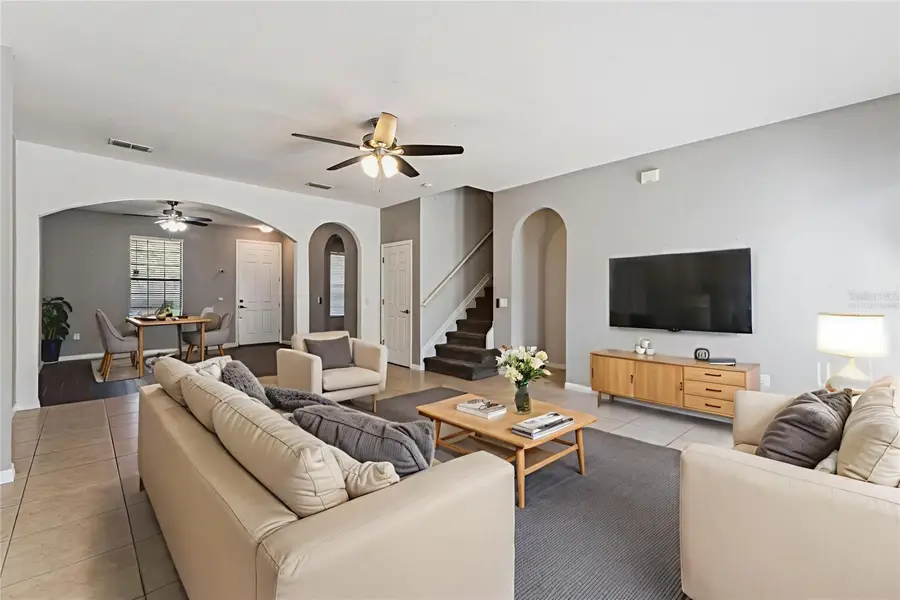 13820 Beauregard Place, Orlando, FL 32837 - Image #2