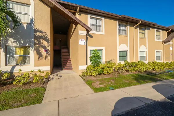 220 Spring Drive #2, MERRITT ISLAND, FL 32953