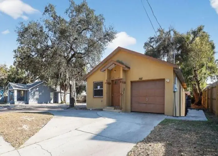 3107 E Osborne Avenue, Tampa, FL 33610 - #2