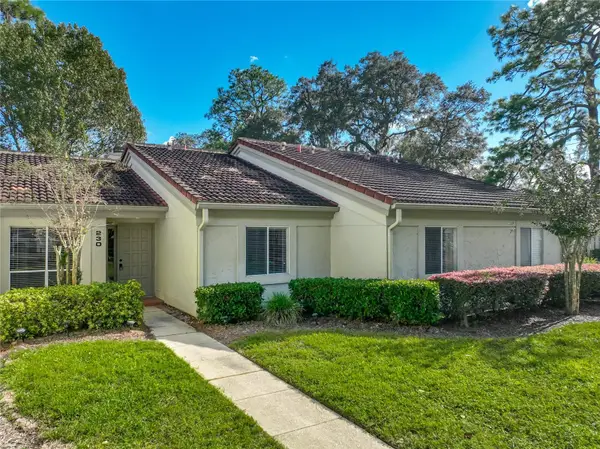 230 W Sabal Palm Place, LONGWOOD, FL 32779