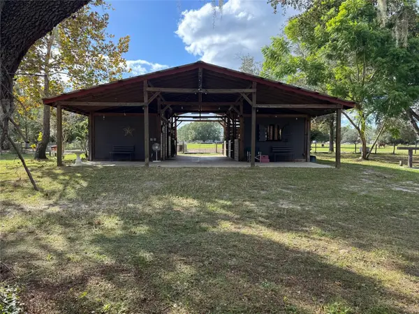 17740 SE 294th Court Road, UMATILLA, FL 32784