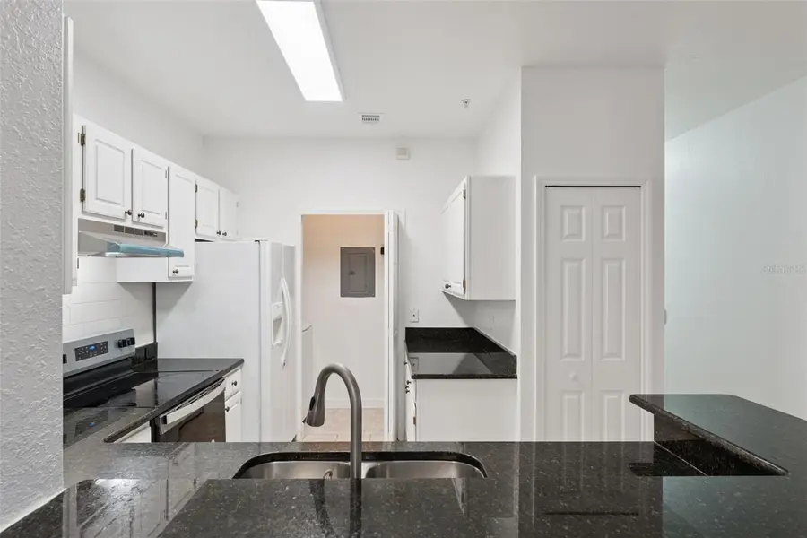 Address Withheld By Seller, Hollywood, FL 32810 - Image #2