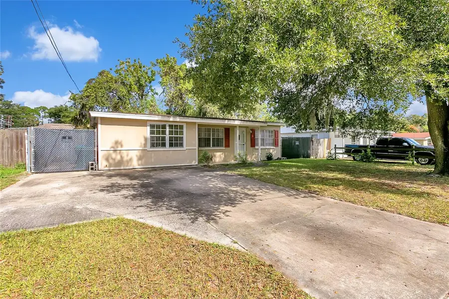 4001 Castell Drive, Orlando, FL 32810 - Image #2