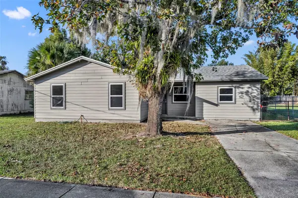 146 Avenue C, GENEVA, FL 32732