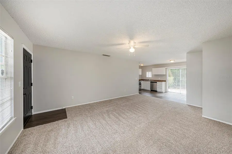 8214 Riverboat Drive, Tampa, FL 33637 - Image #2