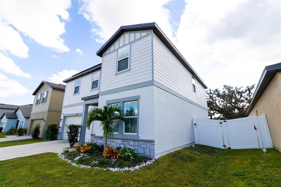 35576 Eastbrook Ave, Zephyrhills, FL 33541 - Image #3