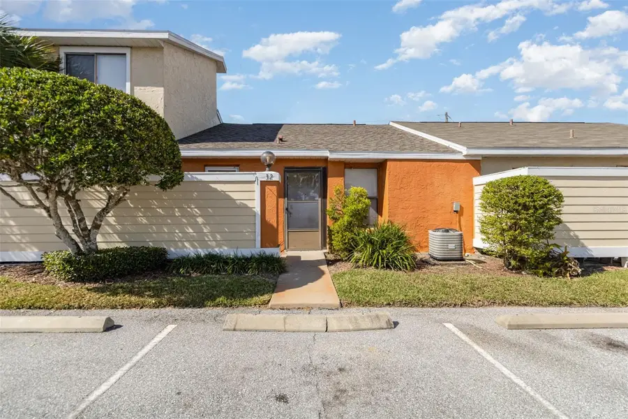 32 Silver Oak Circle, Kissimmee, FL 34743 - Image #2