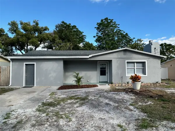 890 Emerald Drive, MOUNT DORA, FL 32757