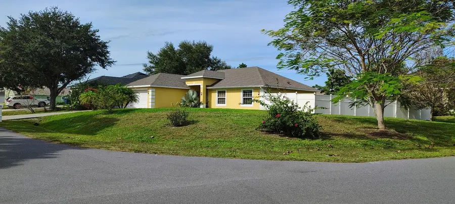 1199 Moon Street Se, Palm Bay, FL 32909 - Image #3